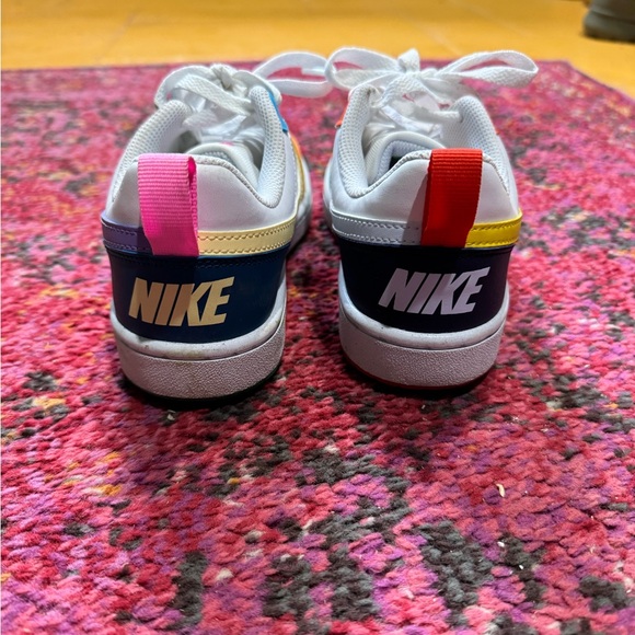 Nike Multicolor Sneakers - Picture 4 of 6